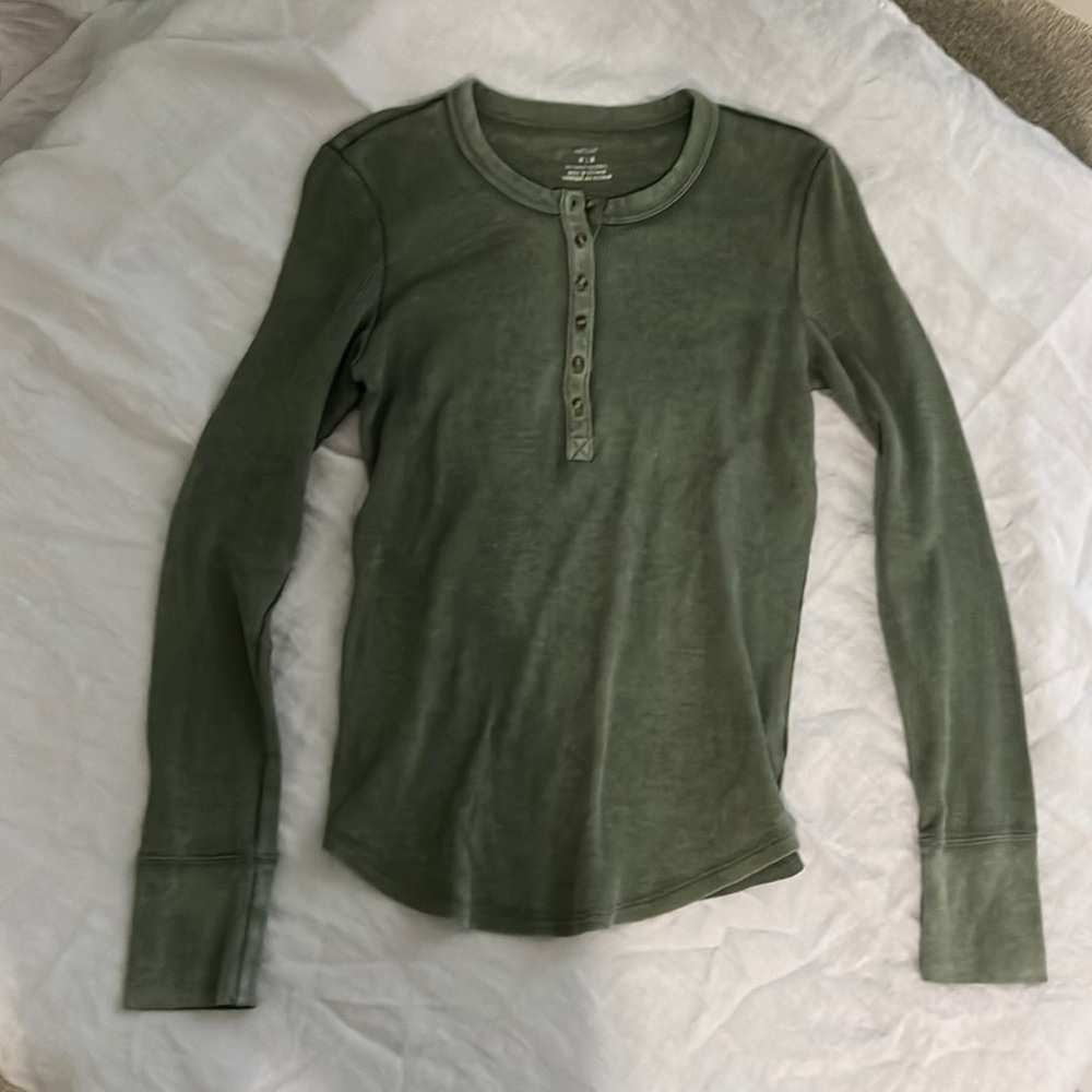 Aerie Henley long sleeve